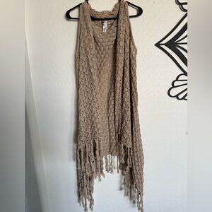 MB DESIGN Fringed Crochet Knit Tan Vest -XL